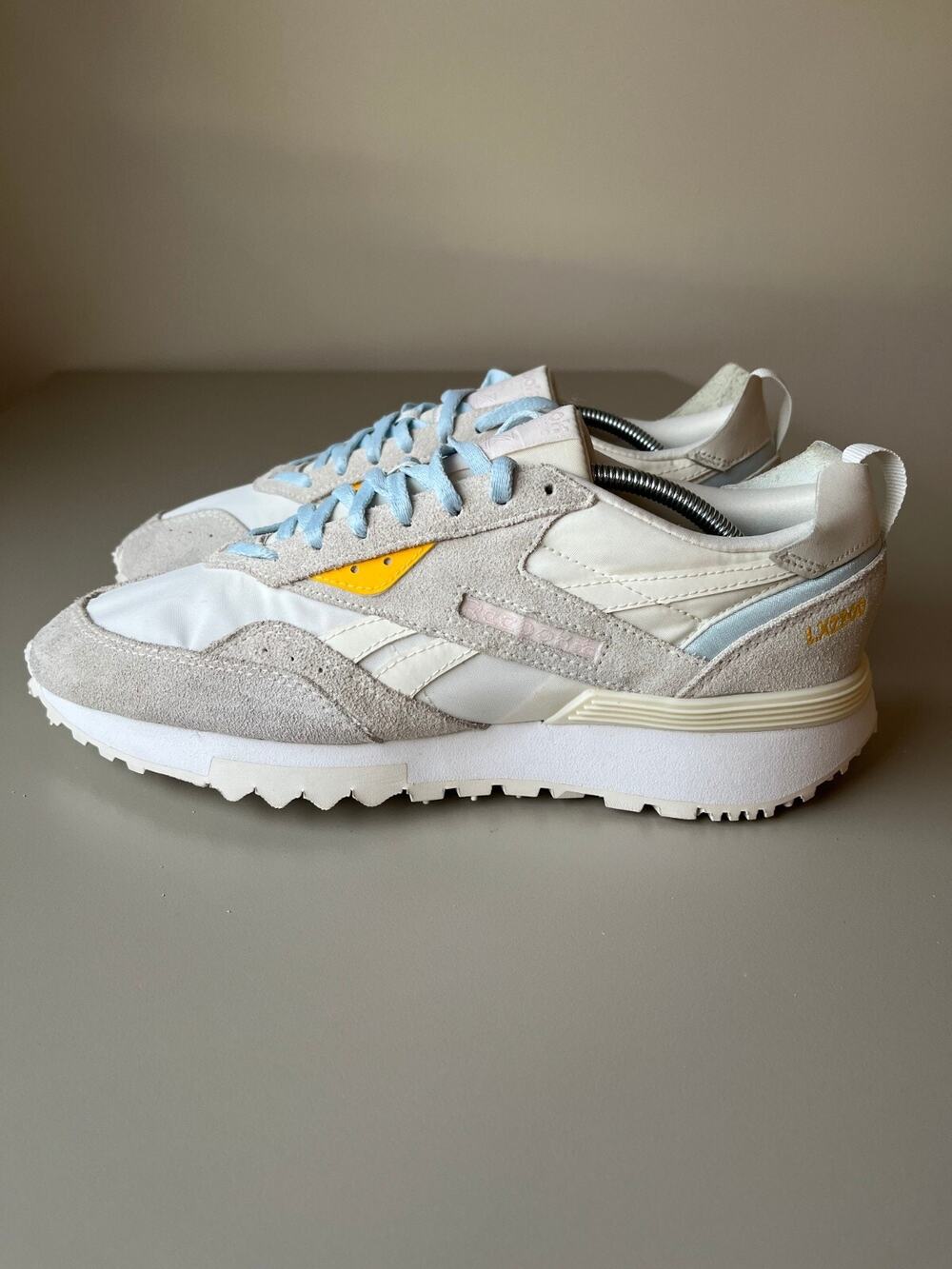 Reebok LX 2200 Chalk Glass Blue Womens Running Athletic Sneaker Shoes 10.0 US